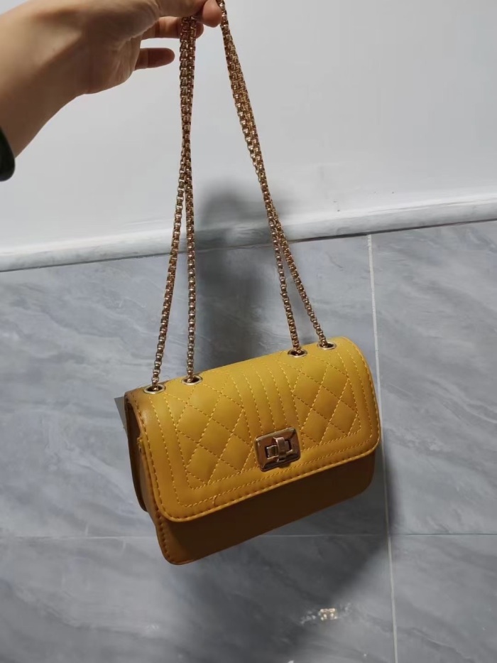 精品广州货靓妹包包，还剩260个，独立包装，便宜处理，没有任何瑕疵，物超所值