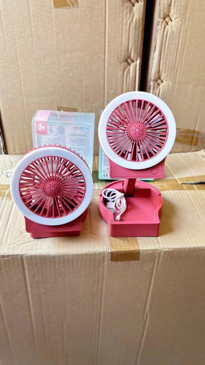 LED折叠风扇2000台 精品尾货,原件处理 ¥几块钱的事，对口的拿去赚钱吧