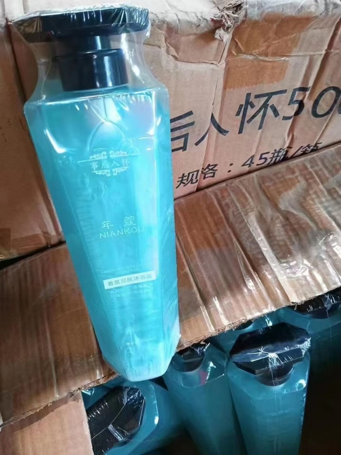 500毫升沐浴露，一件45瓶，日期到25年4月，库存2000多瓶，1块多全清处理