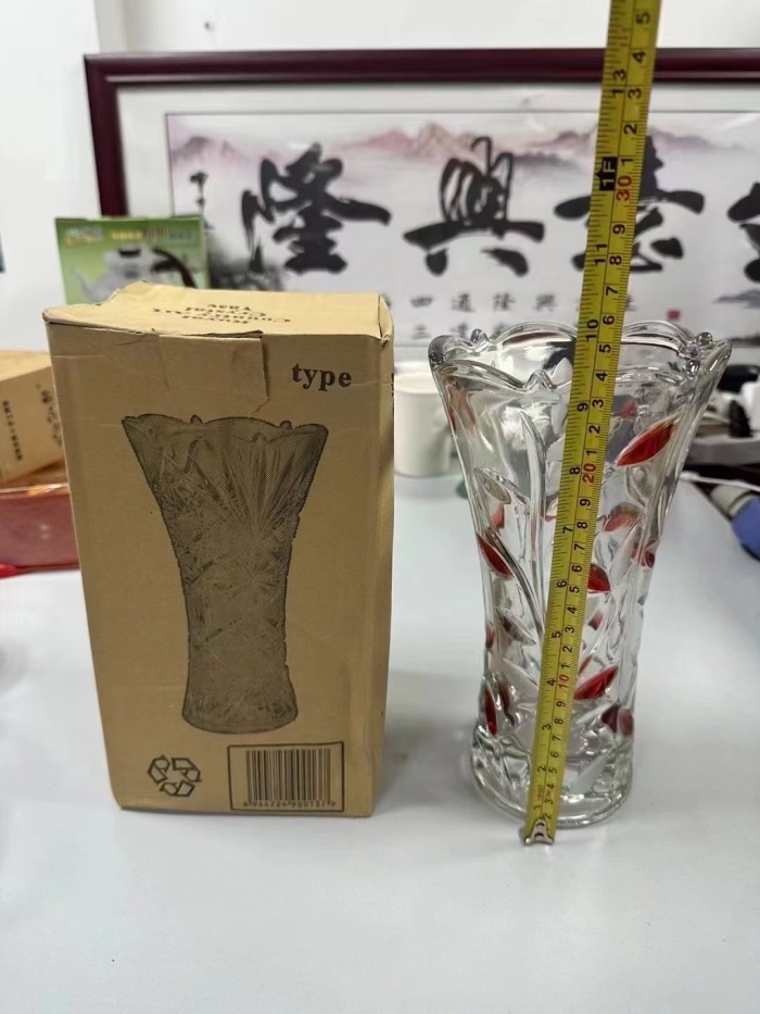 玻璃花瓶40000个， 独立包装，白菜价4.8元/个