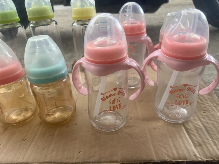 奶瓶🍼3万个左右，全清1元/个