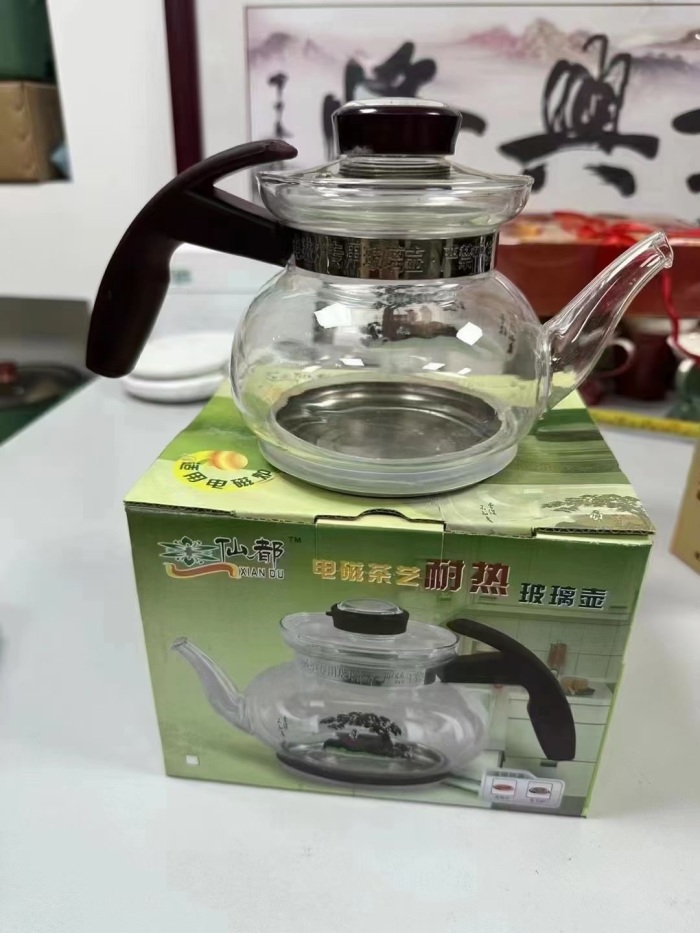 茶艺耐热玻璃壶， 3000个左右，原件包装， 60个/件，全清2.6元/个。