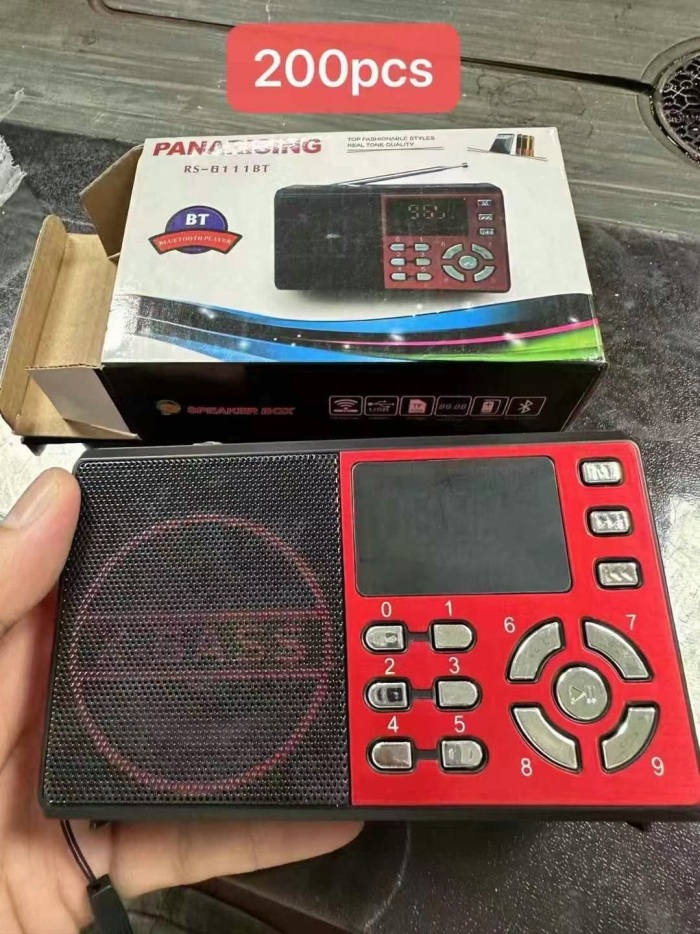 2300pcs，PANARISUNG 收音机 蓝牙音响，带LED显示屏，USB口 / TF卡/ 可装5c+5号电池。(数量6124BT: 1700pcs，6123BT：300pcs，6111BT：200pcs)