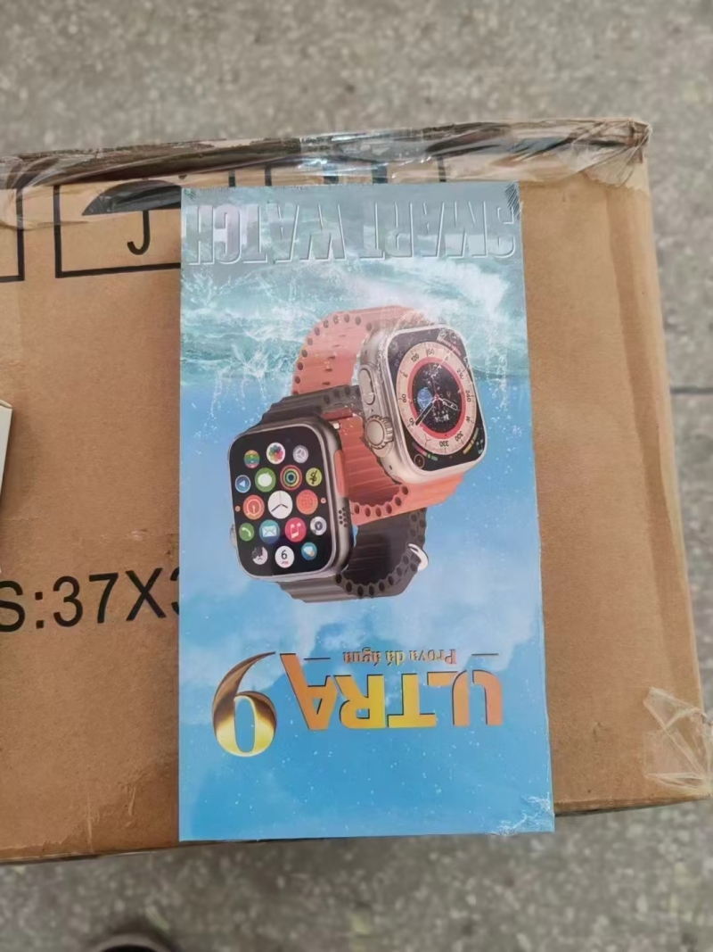 最后700pcs 出口巴西高品质智能手表，中科蓝讯方案，高清屏，Facebook、Twitter、WhatsApp、QQ、微信、游戏、带nfc，一箱100个