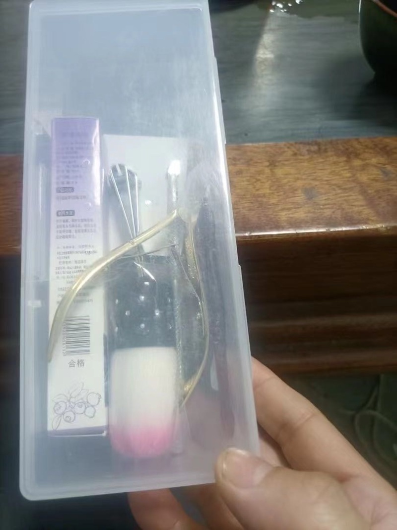 化妆刷套盒4000套 💰1.8元一套
