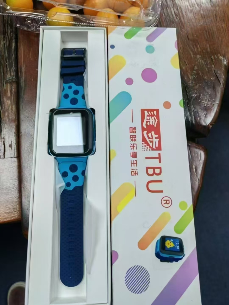 儿童手表，电信4G，全新全套原封。2600套。便宜处理，2X元