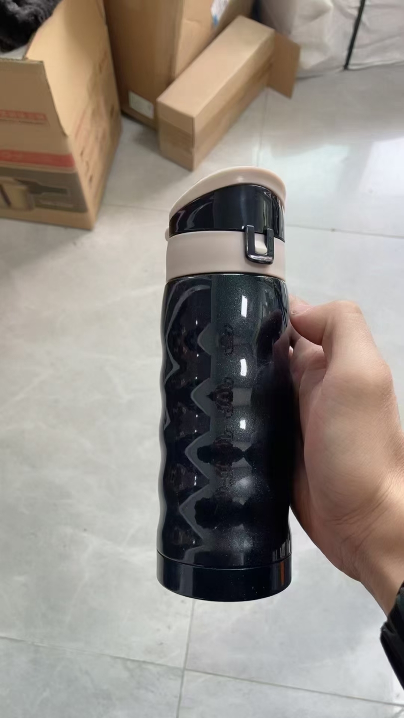 保温杯350ml-500ml，总共380个左右，特价5💰