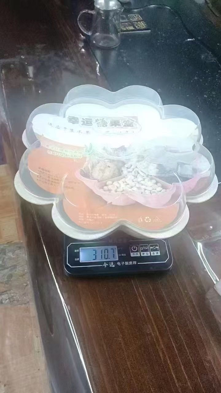零食果盒，糖果盒 带盖干果盘收纳盒2000个， 3元一个
