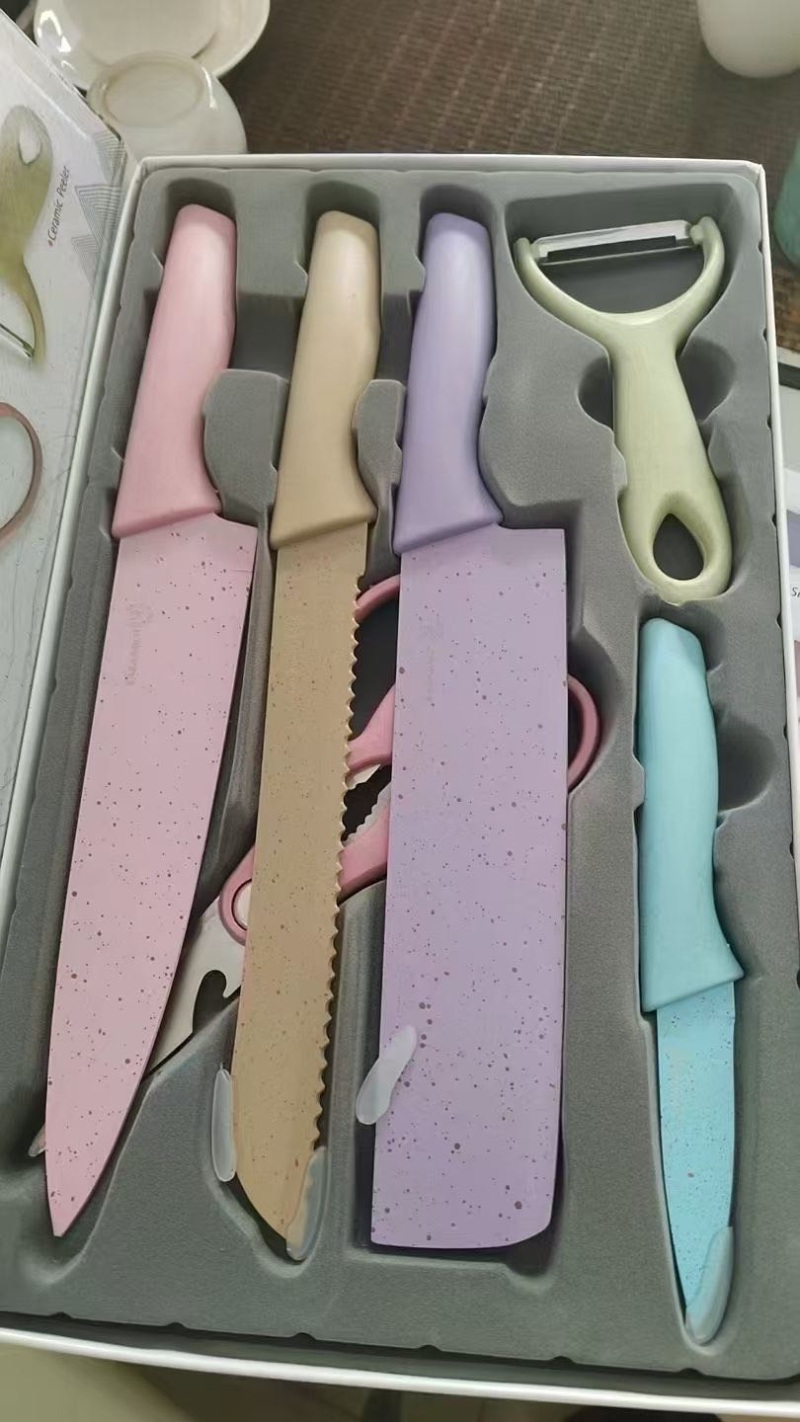 套刀1800套，几块钱的事
