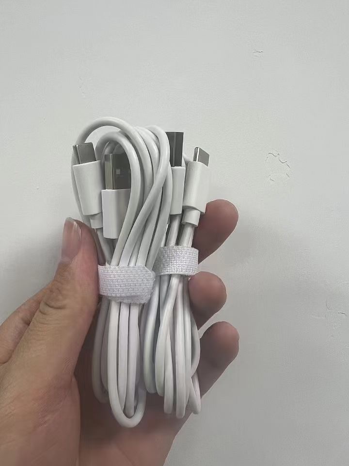 T-C配机数据线 1米 4000pcs. 2米 9000pcs. 纯铜材质，清仓处理
