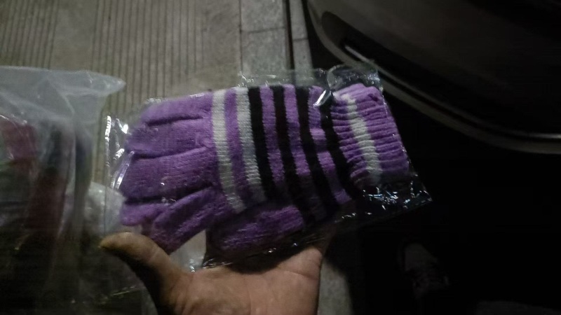 手套🧤 3万双 ​全清毛毛钱