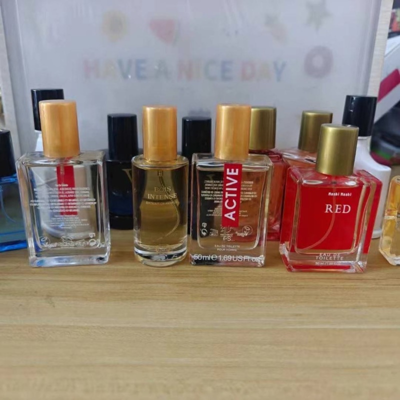 30-50毫升裸瓶小香水15000瓶，清货1.8一瓶，品质完美，瓶体好看
