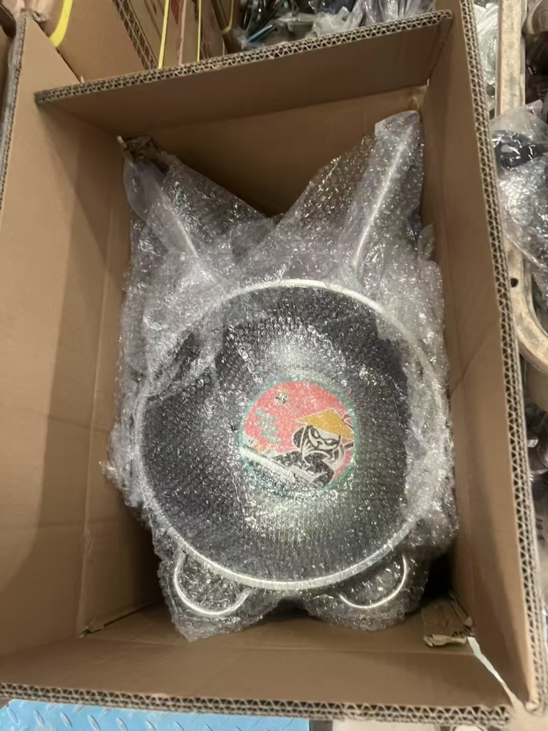 34公分炒锅几千个， 每件20个，2x元一个 。 