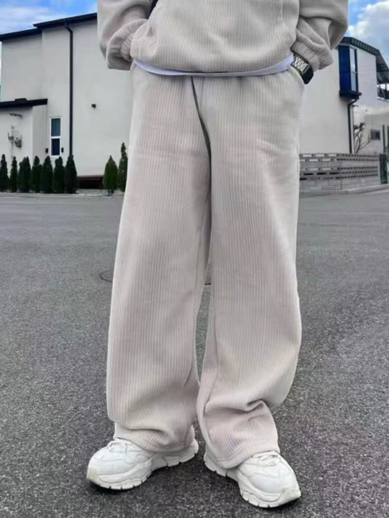 雪尼尔直筒裤1350条，加绒，单裤两个款，清货5.5一条