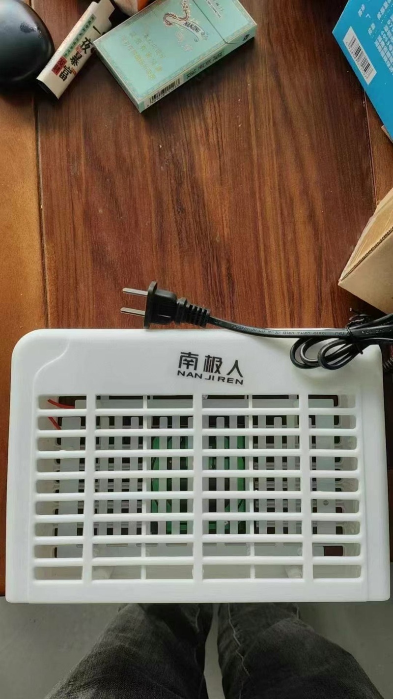 电击式灭蚊灯 电商包装，贴单走 ​500pcs