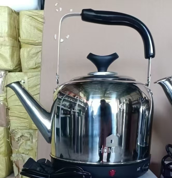 出口外贸4L电水壶， 220v，欧规， 还有2100个，