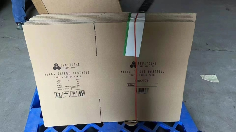 新到11000个纸箱，清一色一款，一个规格，价格便宜，有兴趣私聊