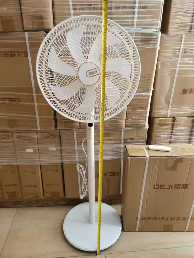 数量已不多，16寸落地扇带遥控的加厚网加重底座。七个叶