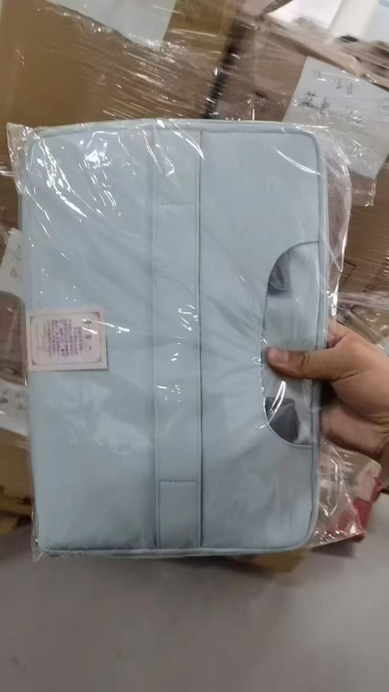 电脑平板包包，1900pcs，打包处理