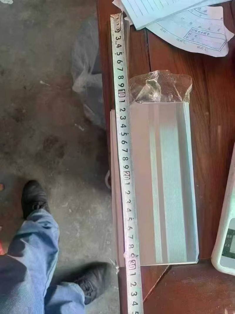 切片刀最后3000把， 每件100把， 几块一把，质量保证。
