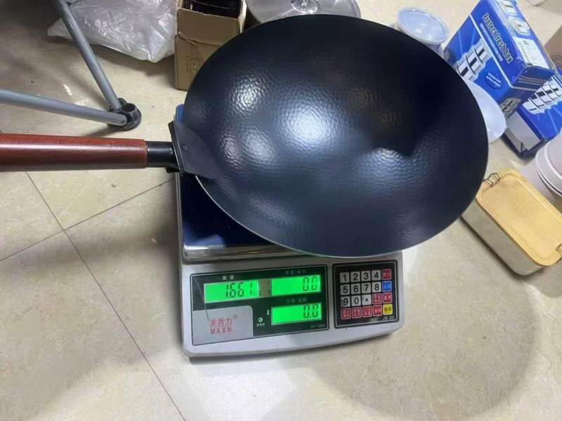 章丘铁锅1520个， 全清14元一个， 分货100个起批。
