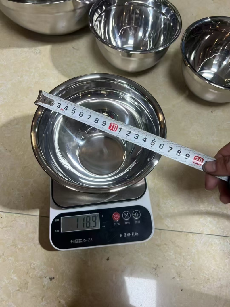 沙拉盆6吨左右， 16—30公分， 合适地摊，大卖场🔥