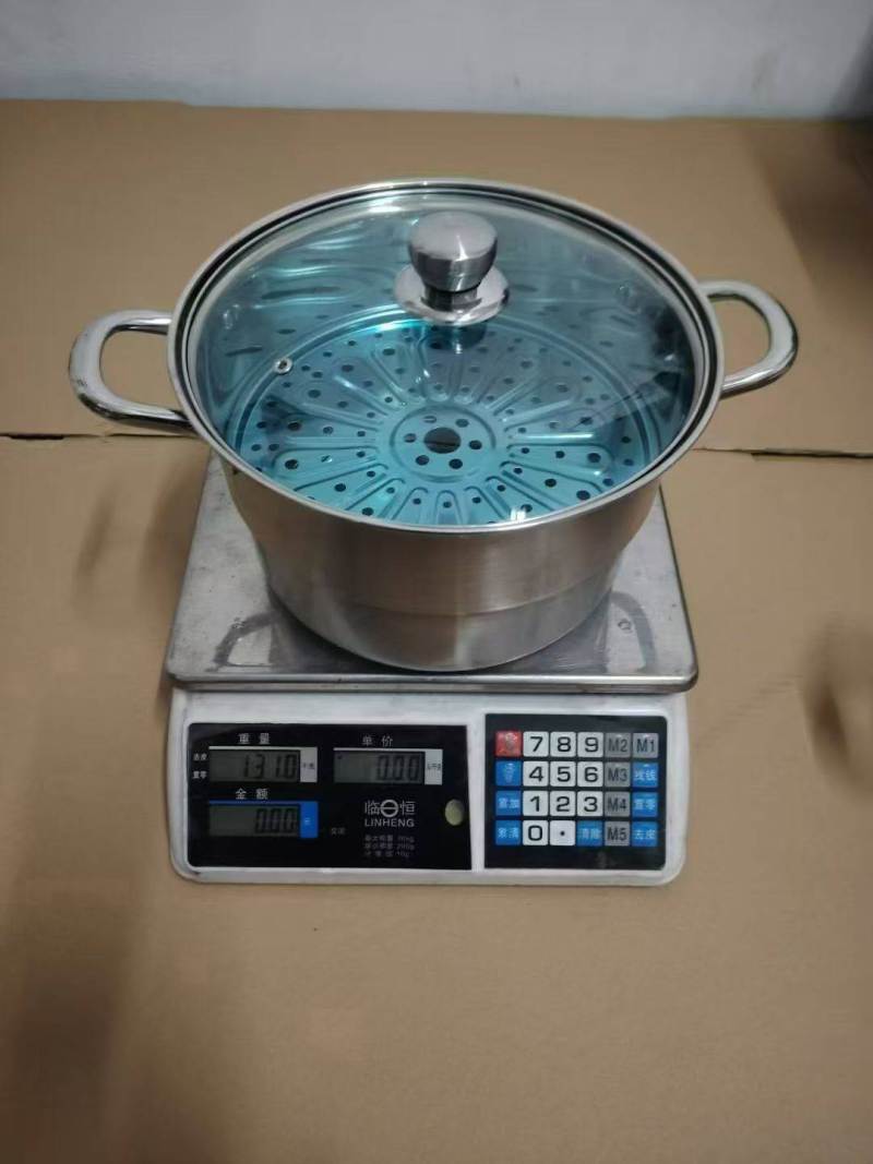 304材料..28单层蒸锅12个x50件原件处理，钢耳电木耳各25件，特价25💰