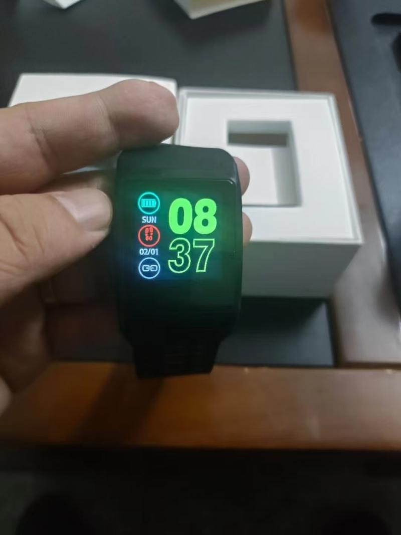 智能手表，600台，单点触摸，英文版，X元处理。