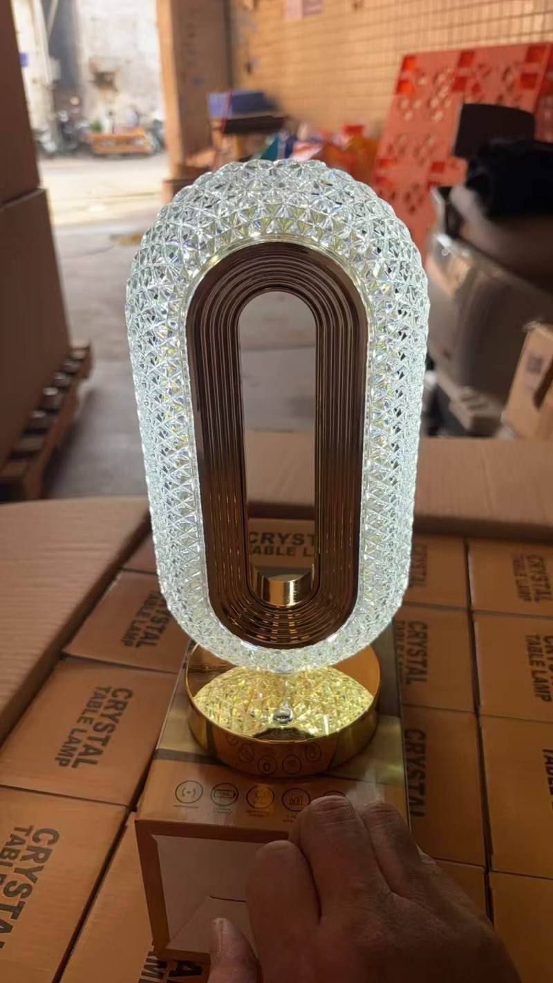 USB充电台灯，三色变光，5000套，独立包装