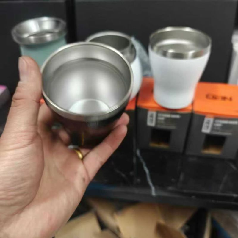 双层真空啤酒杯3000来个， 3块一个，精品包装