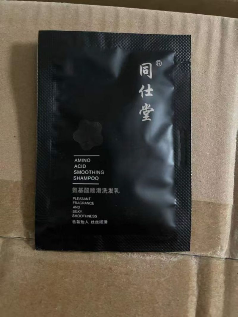 洗发水30多万袋，一箱400袋，原箱原件，日期26年
