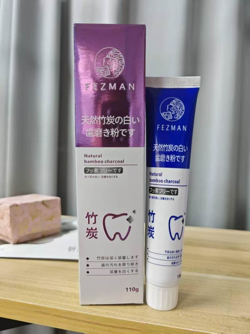 两款牙膏，几万支，日期26.12月 ​毛毛钱