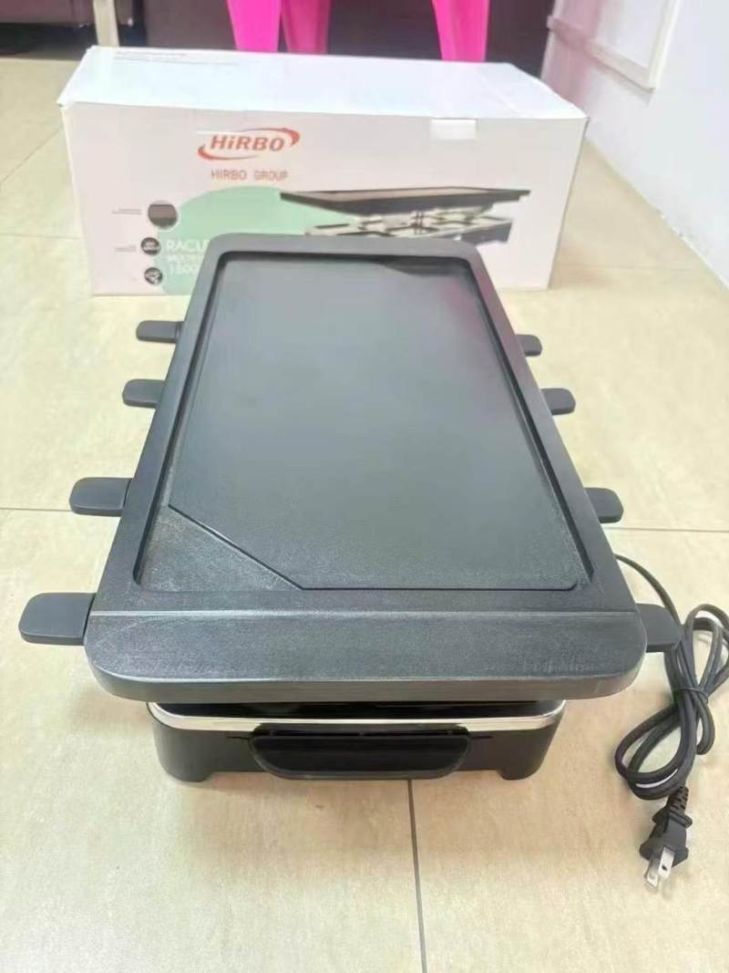 110v美规出口外贸，欧美品牌高档无烟电烤炉，配送8个平底小锅8个抹刀，产品真材实料，质量非常好！