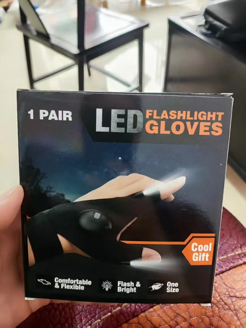 LED手电筒手套最后3000，户外，夜钓，多功能，大货原箱原件，质量不错，一根烟钱得事