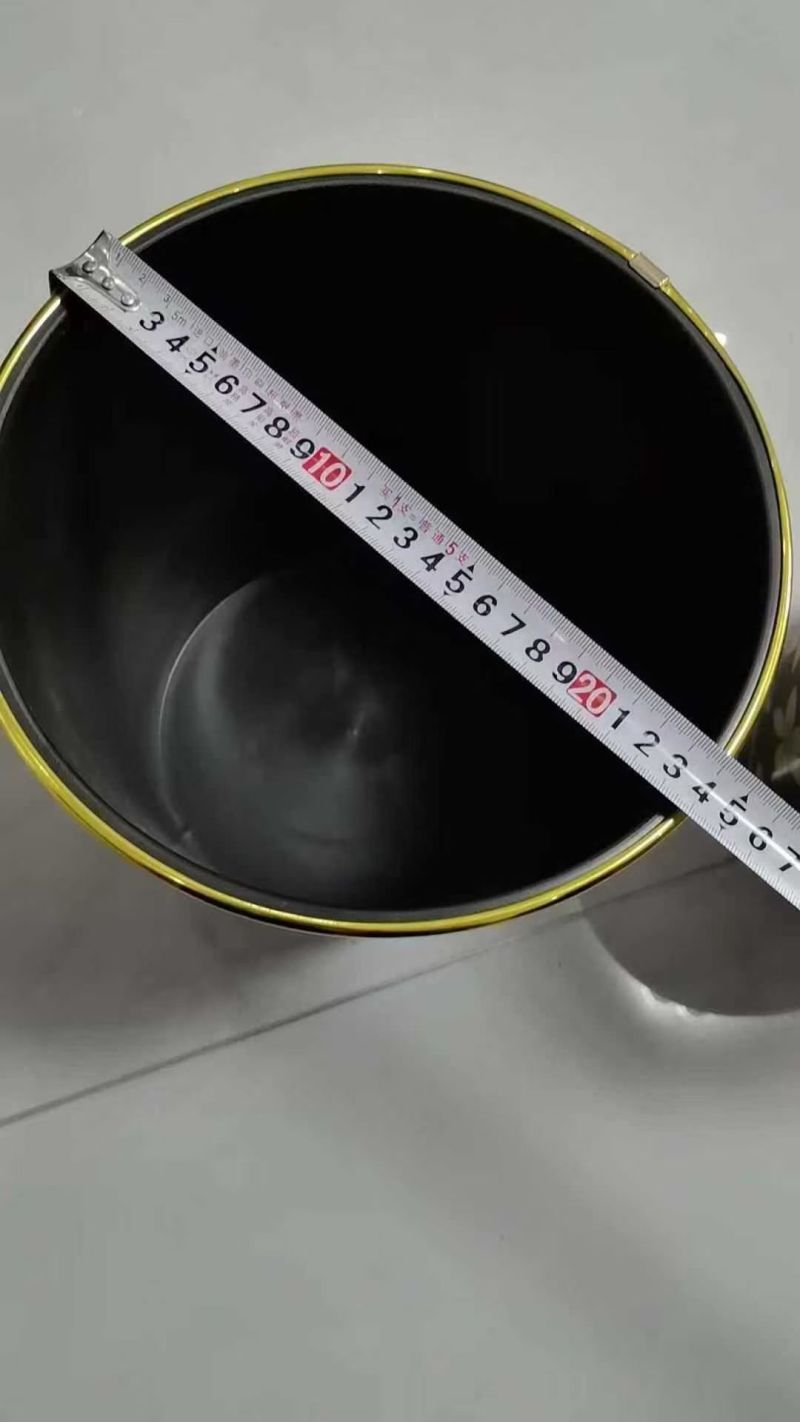 垃圾桶23000个，2.5元一个