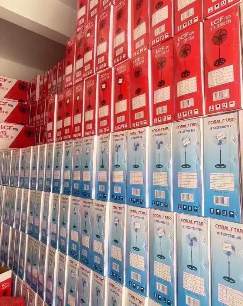 110v出口外贸， 18寸大电风扇，强劲大风力 质量非常好的， 一件 2台装 ， 原包原件，全新整齐漂亮！ 低价处理！