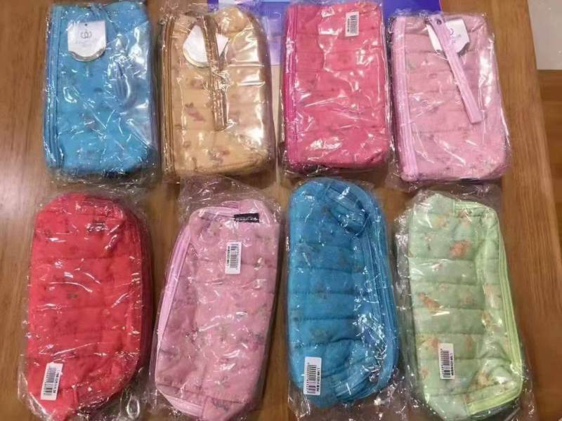 精品化妆包4500个 全清 1.8拿走