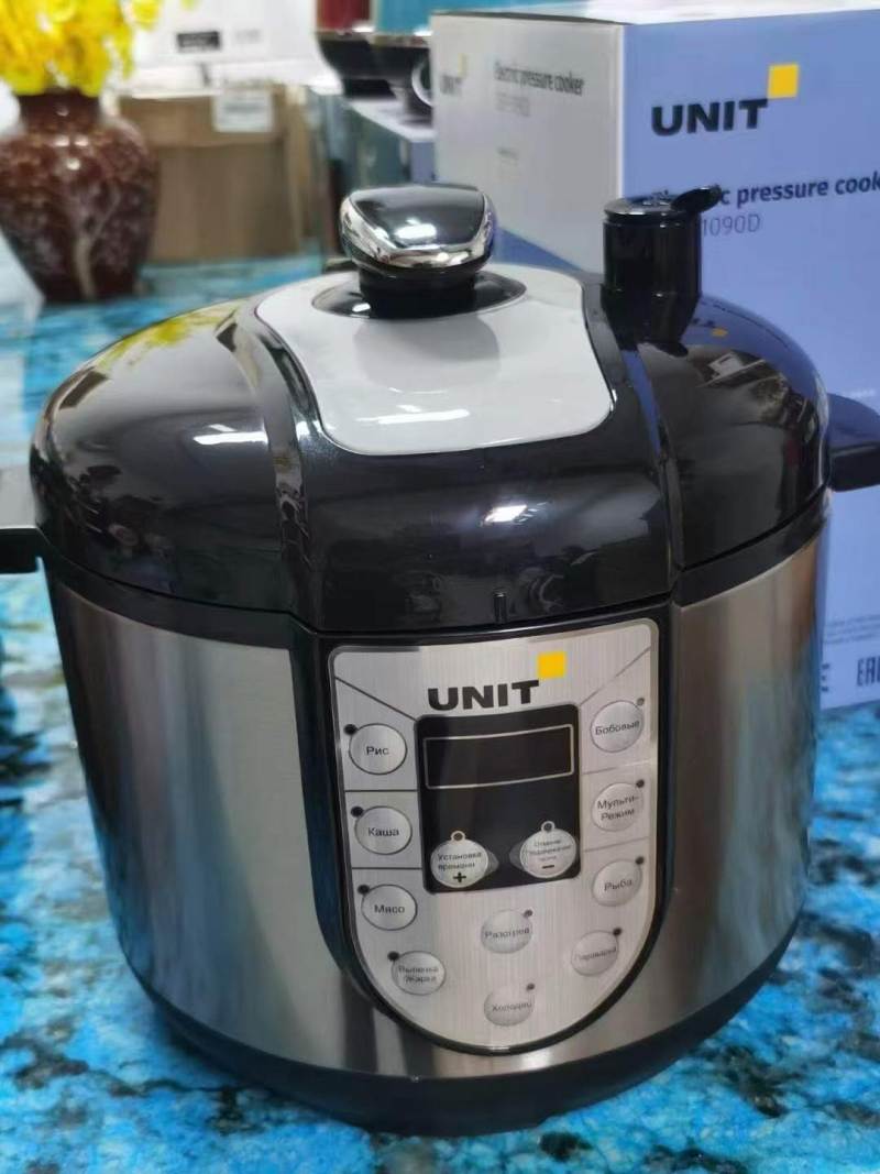 ​出口原单压力锅1000多台 ​5L容量，原箱原件 ​一件2台，欧规220V电压
