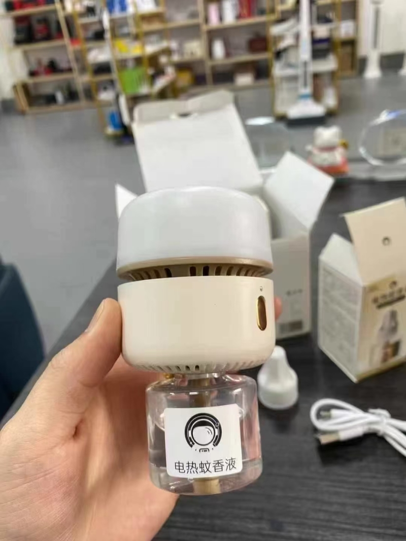 奥克斯品牌 小夜灯驱蚊器 带3瓶驱蚊液，带防伪码，现货5000pcs装箱数50pcs 应季好产品 特价清仓处理