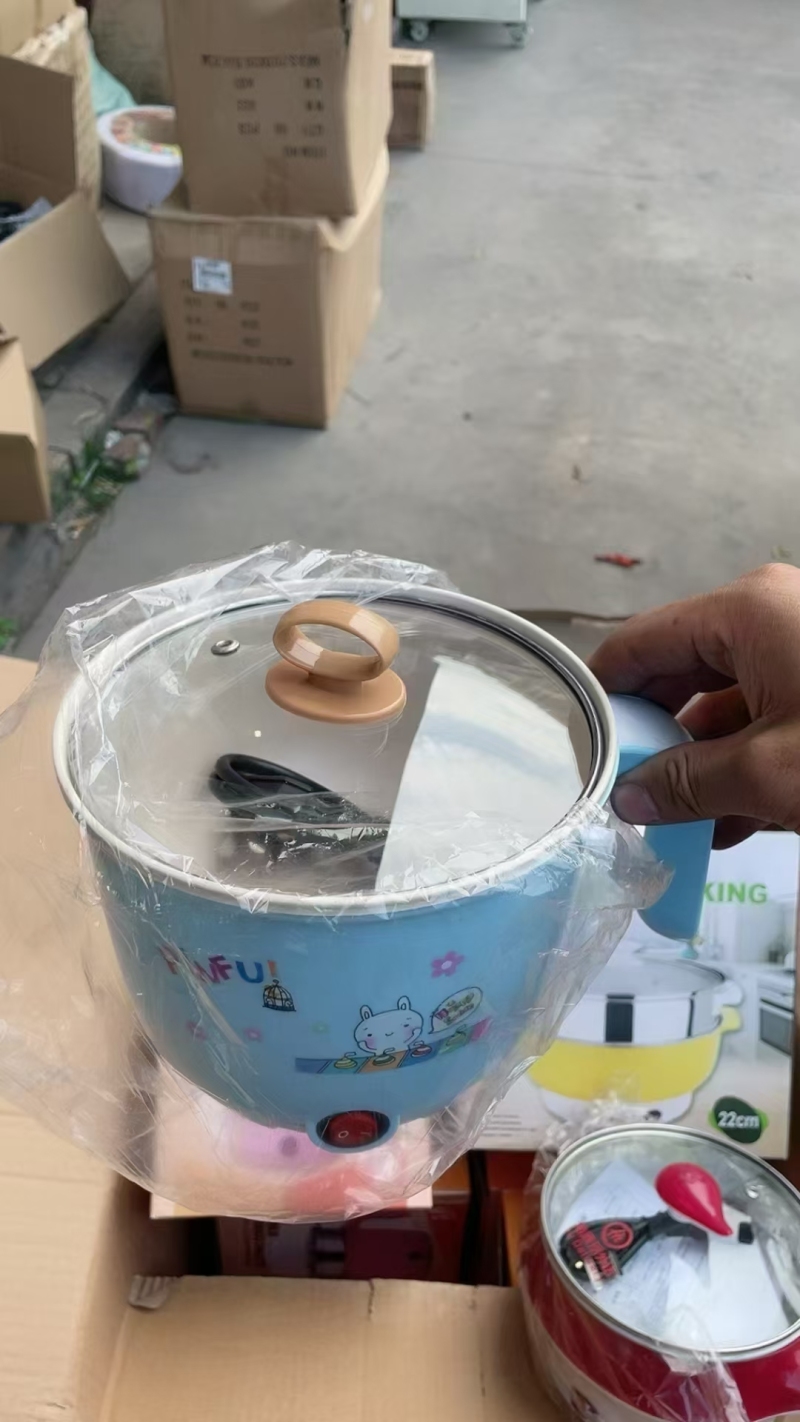 白底不粘电煮锅70个，41个鲨鱼锅，全清8.5💰