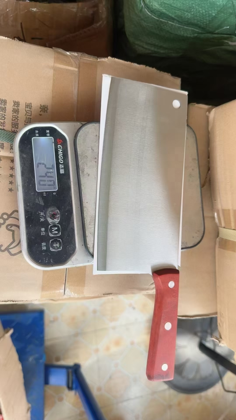 木柄菜刀处理1800把，一件100把。特价6💰