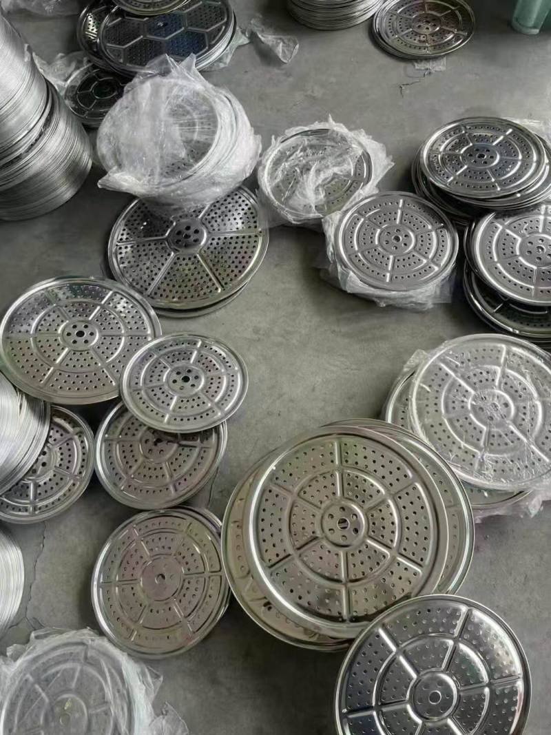 蒸片一吨左右，全清7500一吨！
