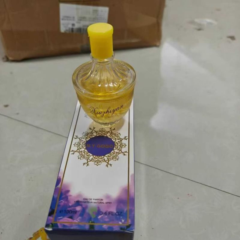 迪拜香水3000瓶左右，100毫升，福利价清货4元一瓶