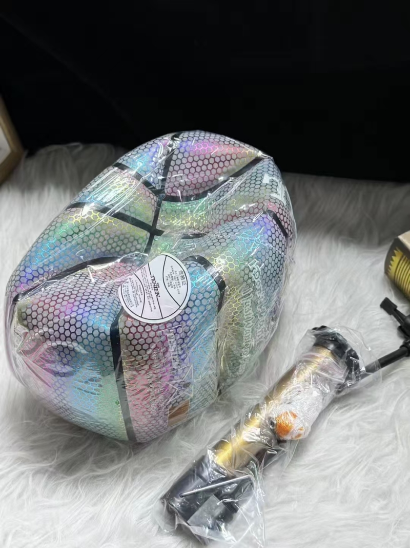 高品质篮球，带充气泵，300套