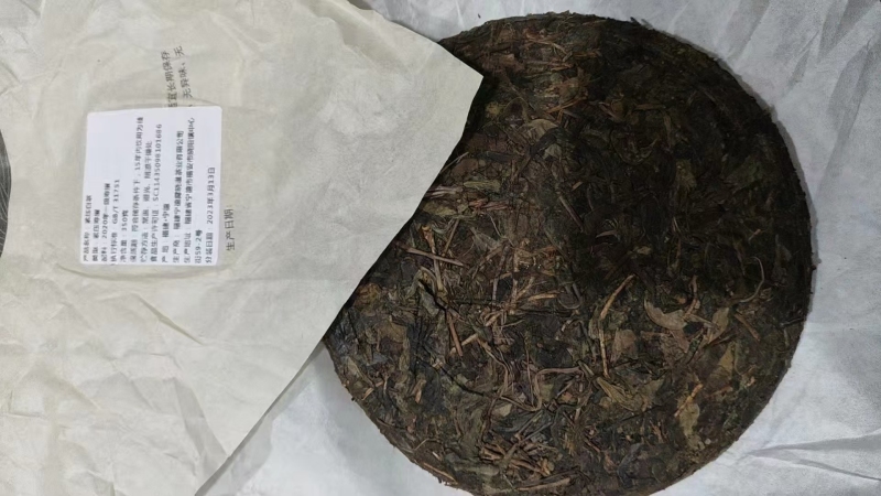 精品白茶28000饼🫓，个位数，大货板板正正，很漂亮