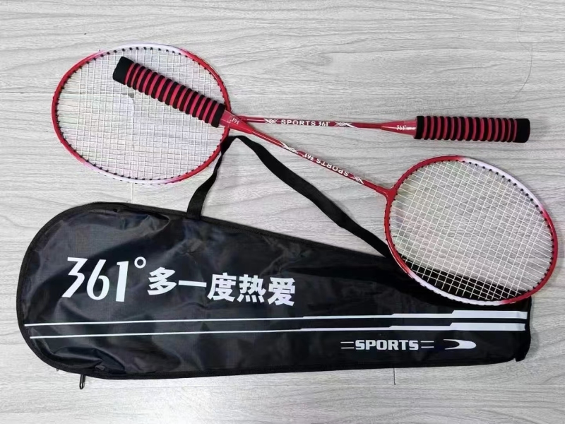 品牌361羽毛球拍套装，带球，到货2300套