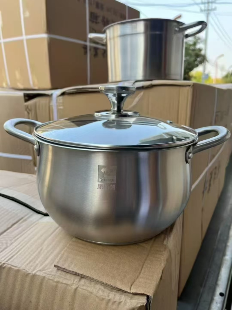 康巴赫304汤锅处理几百个，弧形和直角都有，微瑕疵，一件30个，特价26💰
