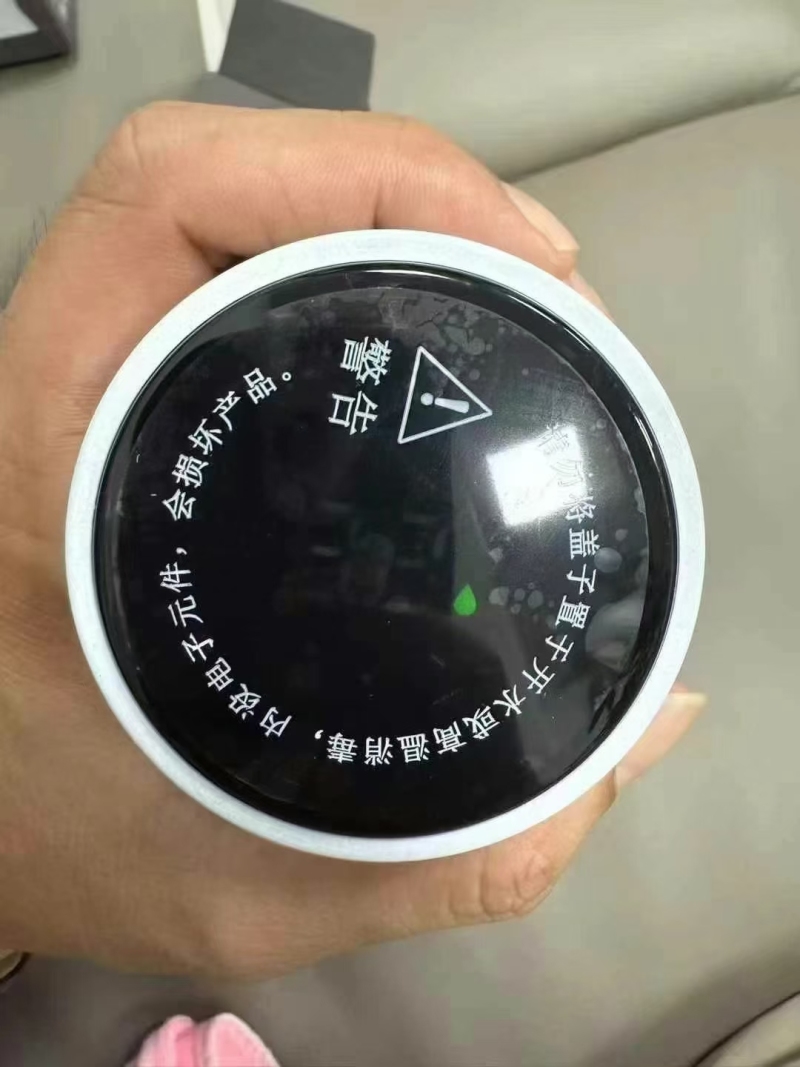 带数显保温杯到货4000个 包装尺寸23.5×6.5×6.5 一个重量287.7g 一件50个 容量500毫升，316不锈钢材质