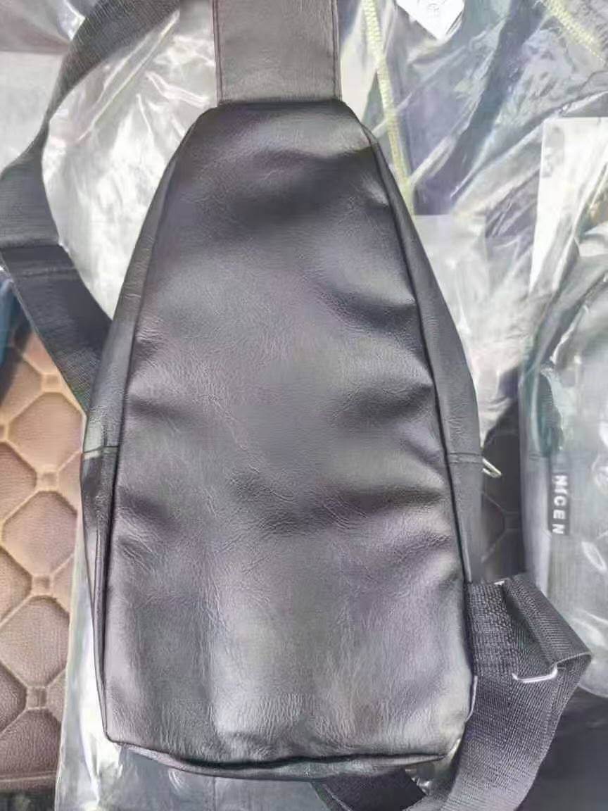 皮革胸包20000个，全清5.5一个。