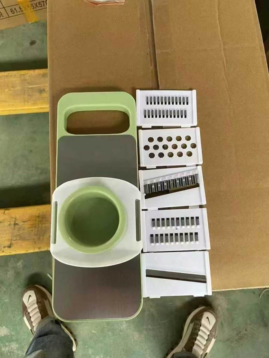 不锈钢擦丝器5件套装，到货6900套，原箱原件，独立包装，清货4.8一套